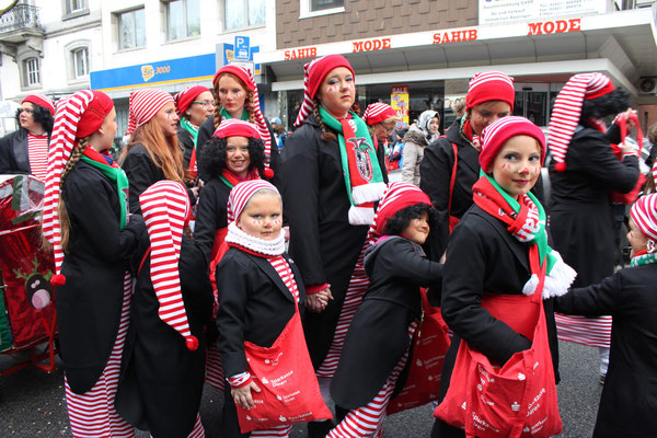 Fußgruppe der Südinsulaner